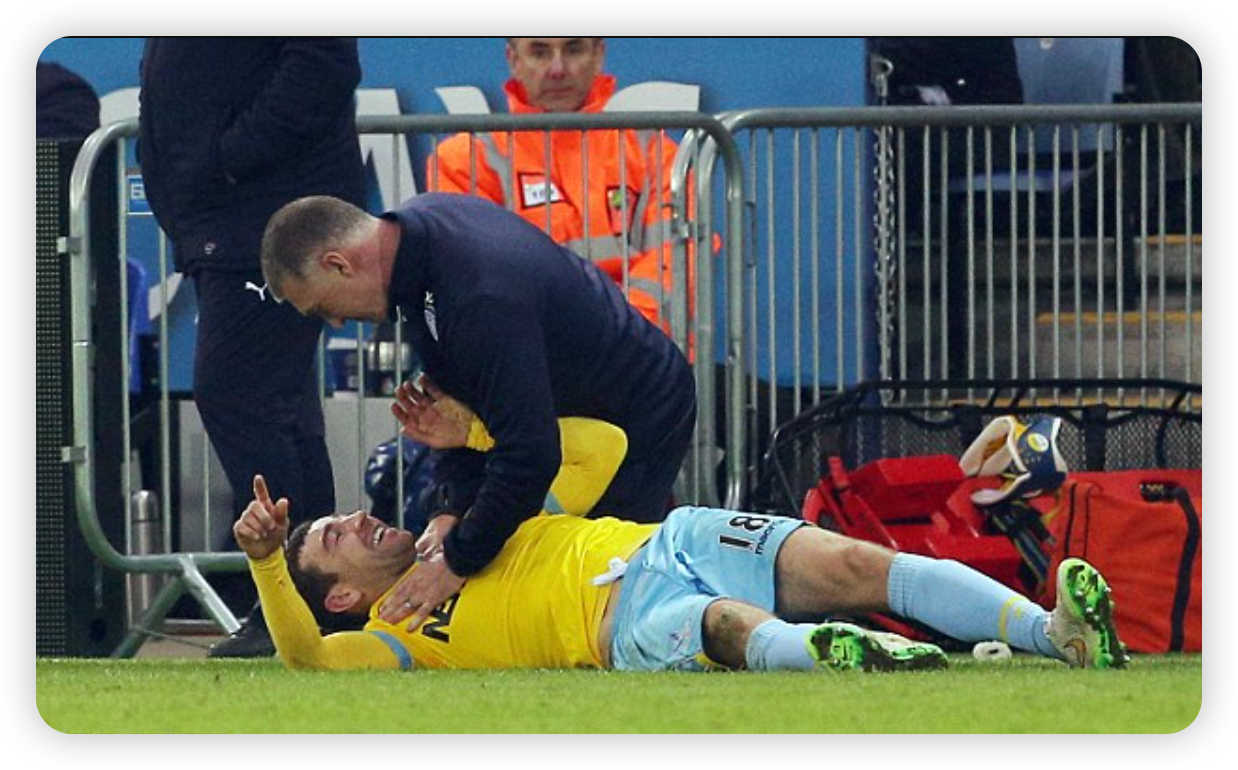 Bristol City Manager Threatens Exit Over "All-Time Low" Officiating