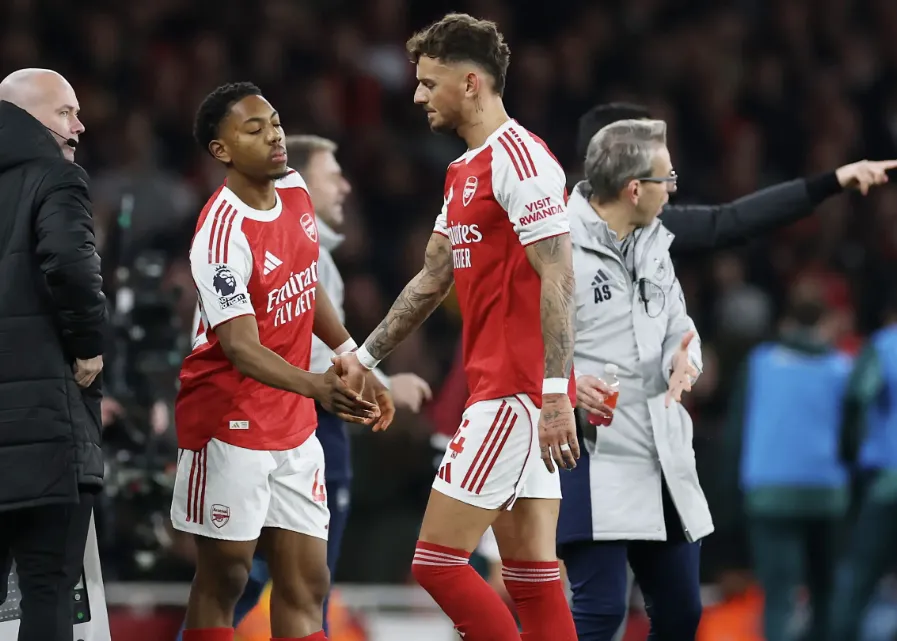 The Background: Why Arsenal Are Targeting a New Defender