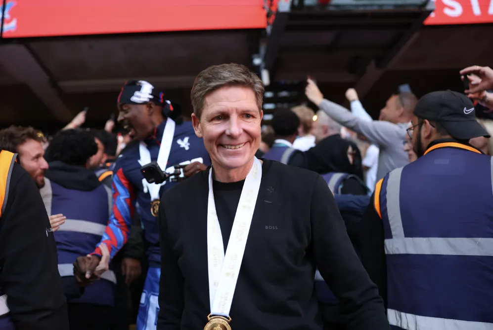 Around the Grounds: Liverpool's Leadership and Chelsea's Youthful Promise
