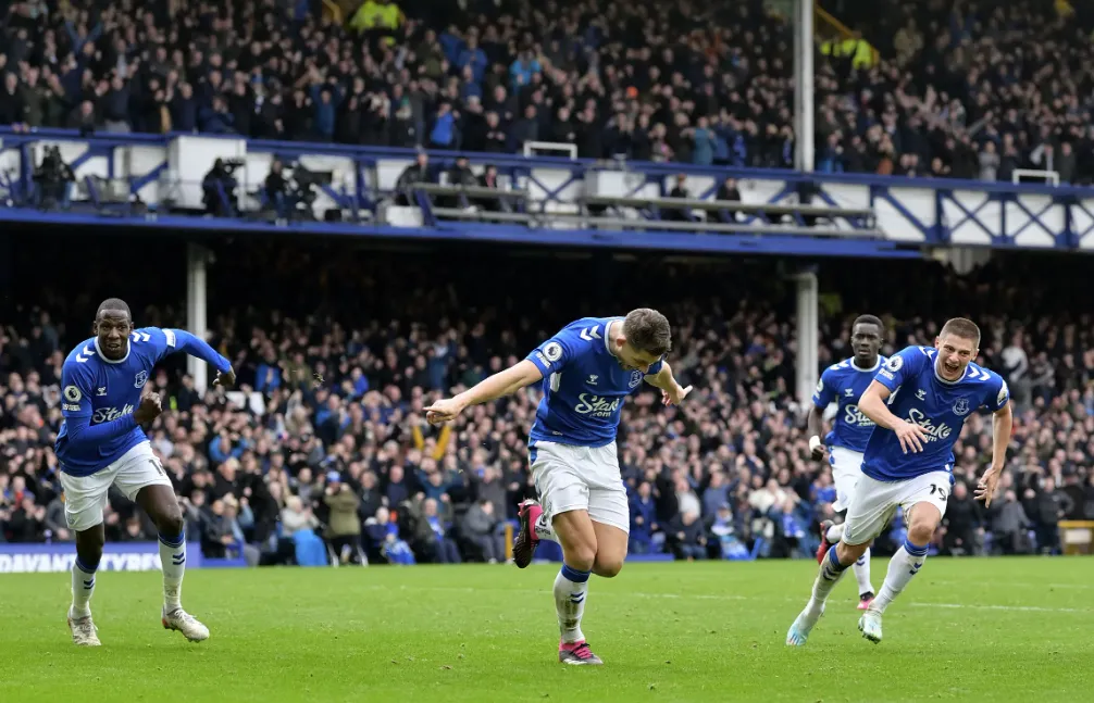 The Build-Up to the Clash